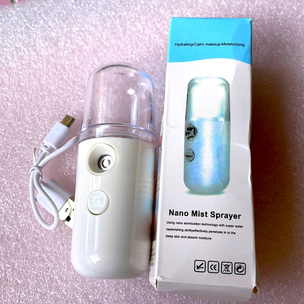 Nano portable facial mist moisturizing hydrating skin sprayer NIB